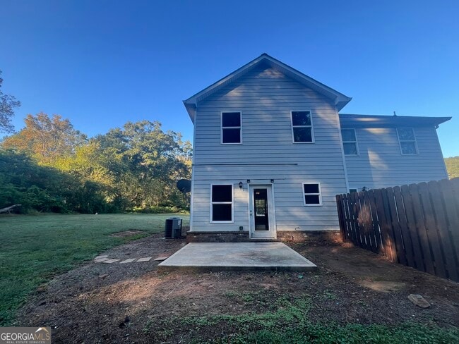 Building Photo - 1551 Bostwick Rd