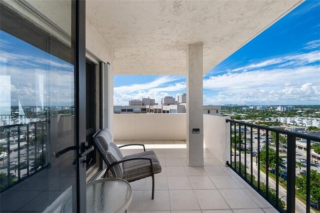 Building Photo - 5000 N Ocean Blvd