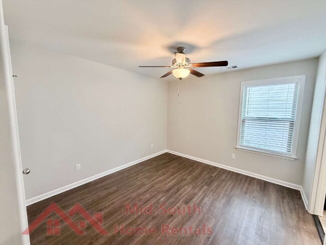 Building Photo - 82 N Rembert St