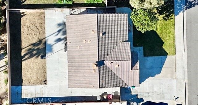 Building Photo - 1844 Paradise Way