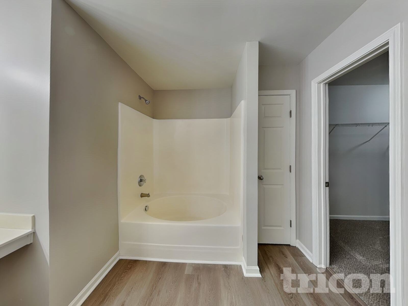 Building Photo - 1609 Extine Ln