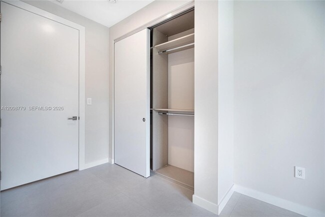 Building Photo - 1241 SW 23rd St