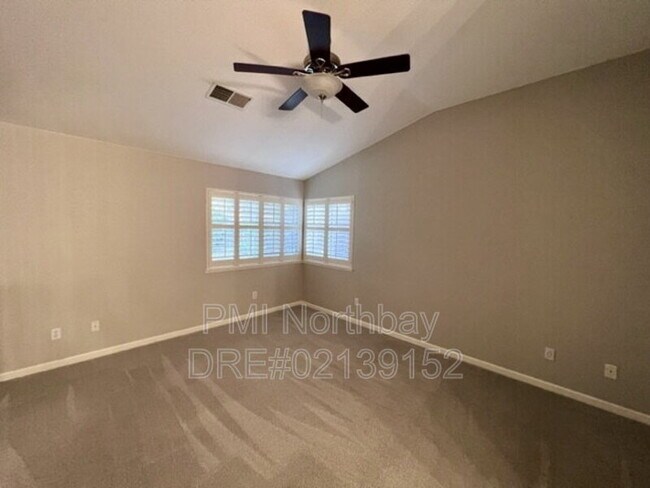 Building Photo - 1465 Wedgewood Ct