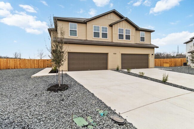 Building Photo - 2 Weeks Free! Brand New 4BR Home | Primary Suite Downstairs & Private Yard