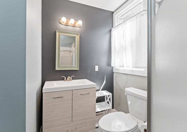 Downstairs bath with shower - 1110 W Grand Ave