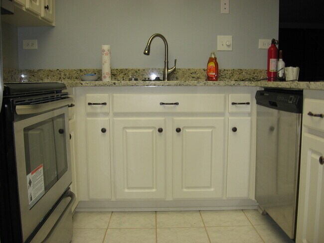 Building Photo - 500 Treasure Island Causeway