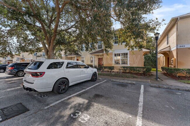 Building Photo - 1938 Fiesta Ridge Ct