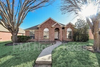 Building Photo - 10717 Camelot Dr