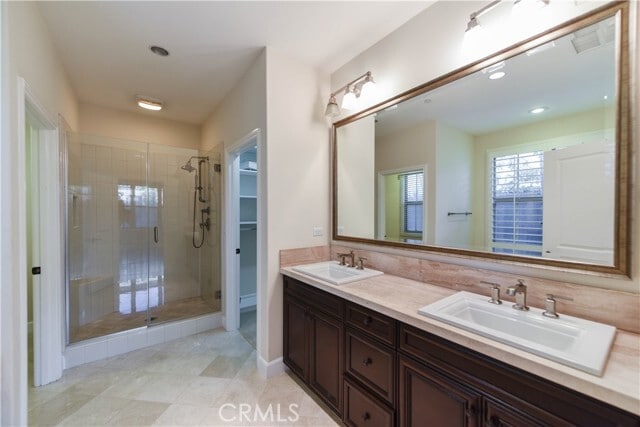 Building Photo - 40 Skyward