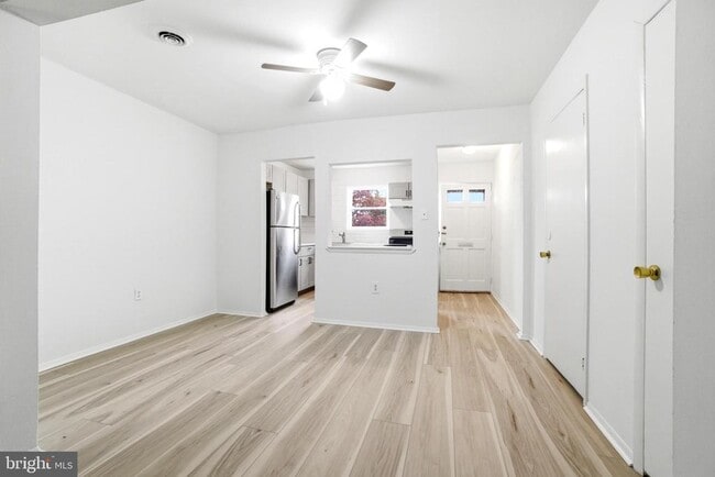 Building Photo - 1137 Kaye Ct