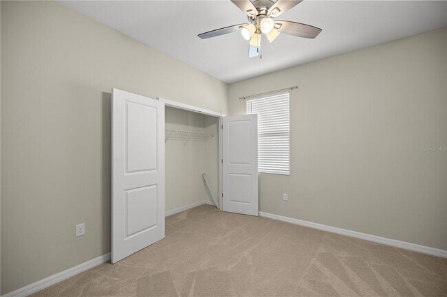Building Photo - 8899 SW 50th Ave