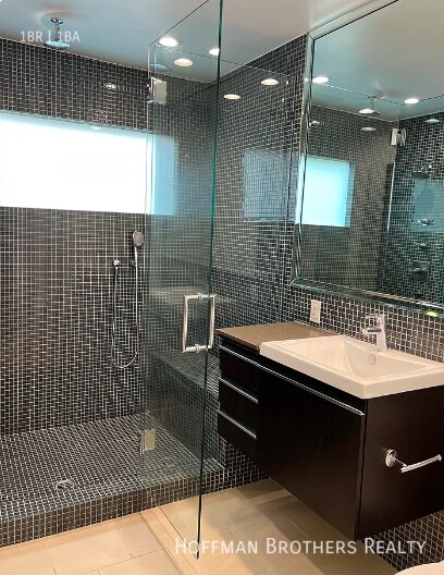 Building Photo - 9100 Whitworth Dr