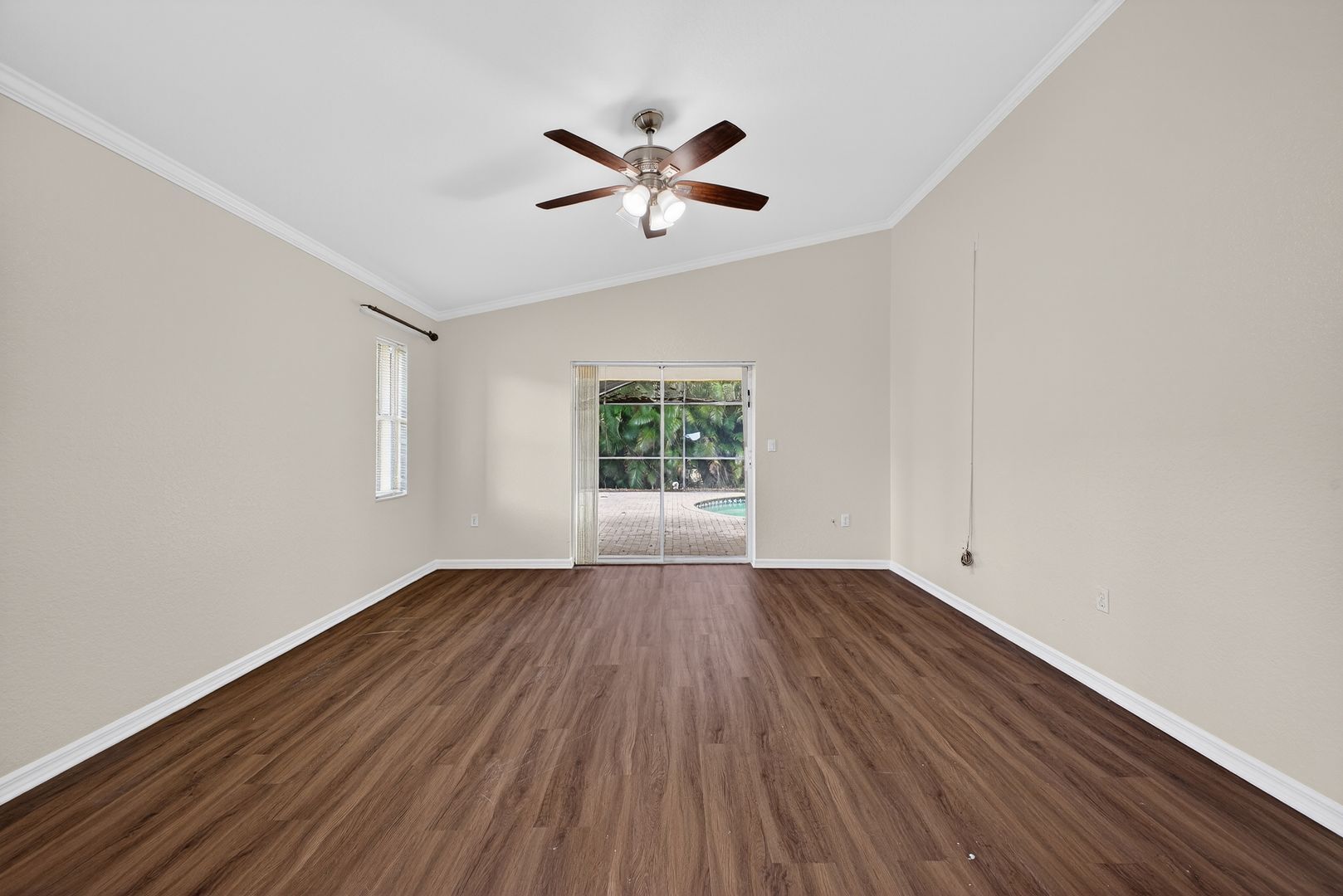 Building Photo - Charming 3-Bedroom Home with Private Pool in Buckingham Air Park