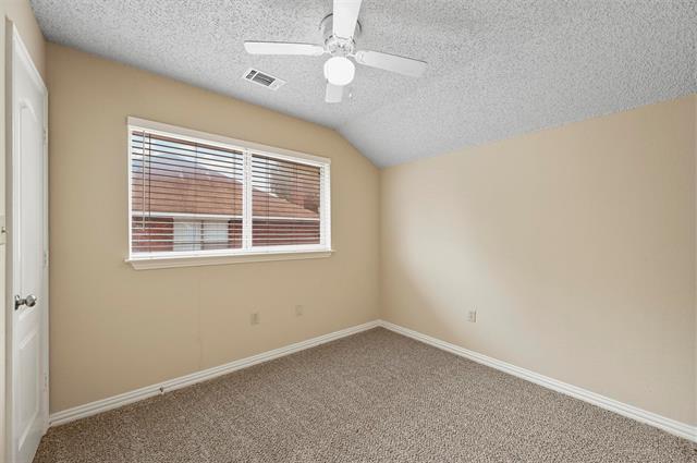 Building Photo - 902 Wentwood Dr