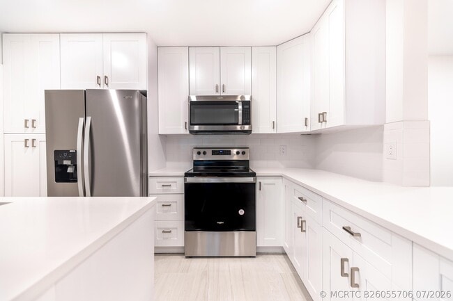 Building Photo - 7860 Stanway Pl