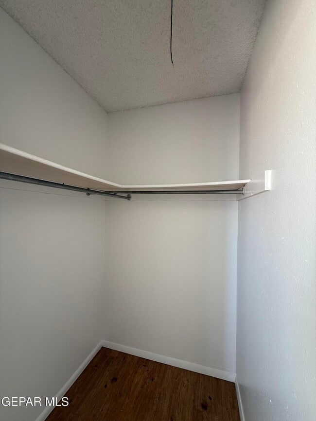 Building Photo - 1670 Jones Ln