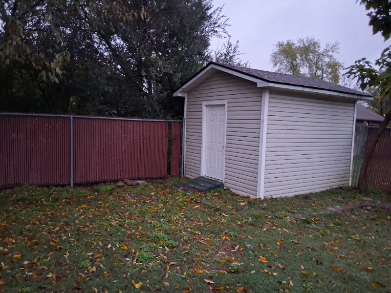 Building Photo - 316 Ewalt Ave