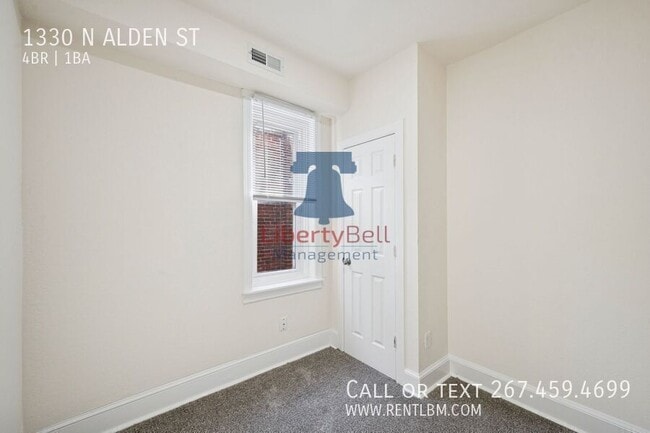 Building Photo - 1330 N Alden St