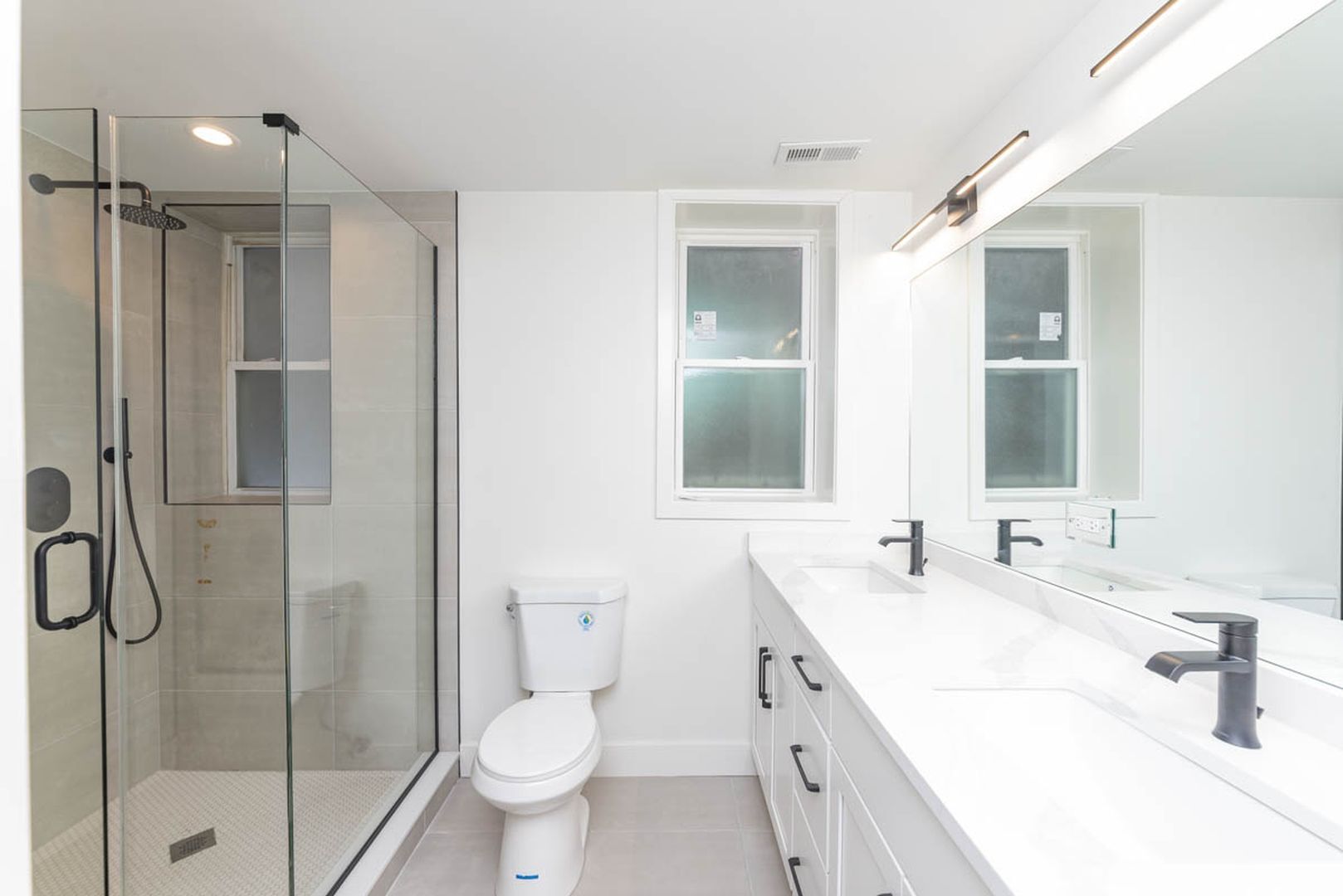 Building Photo - 2825 N Rockwell St