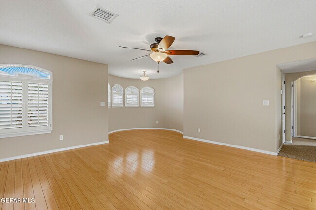 Building Photo - 6398 Franklin Summit Drive