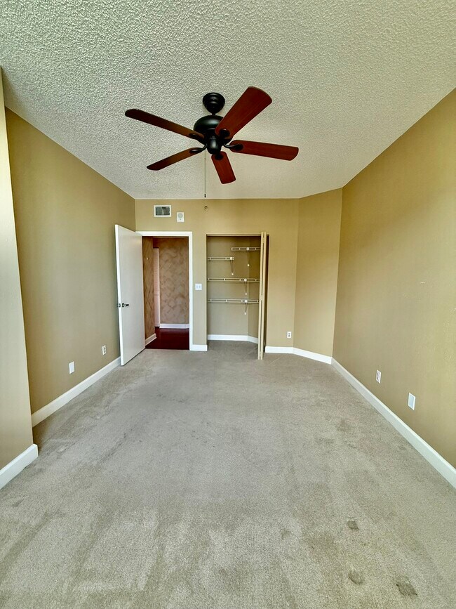 Building Photo - 1540 Gulf Blvd