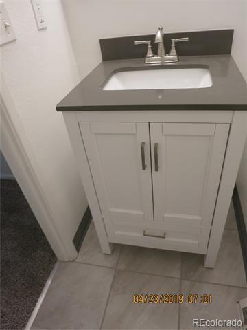 Building Photo - 9043 E Nassau Ave