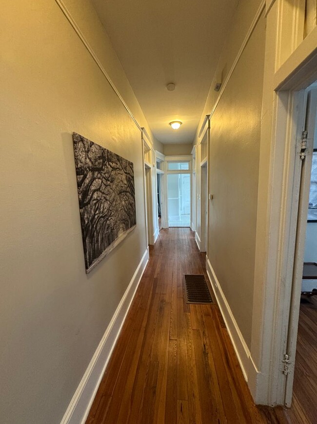 Building Photo - FULLY FURNISHED LONG TERM RENTAL- THOMAS S...