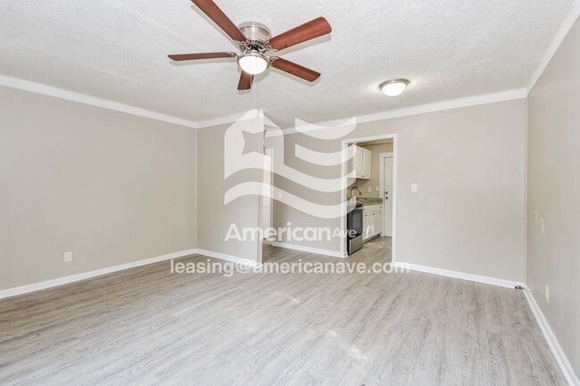 Building Photo - 7030 Sprott St