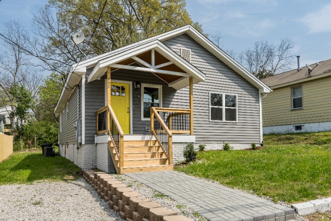 Primary Photo - 705 Gray Ave