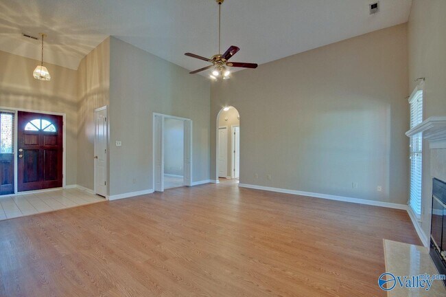 Building Photo - 97 S Interlaken Dr