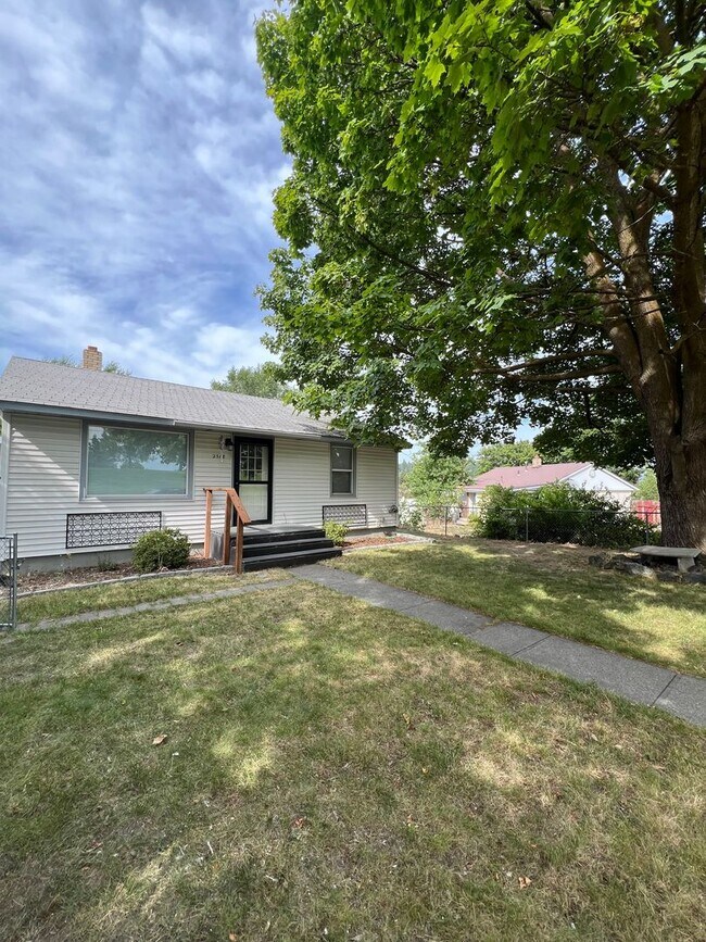 Building Photo - North Spokane Gem!! Coming soon!