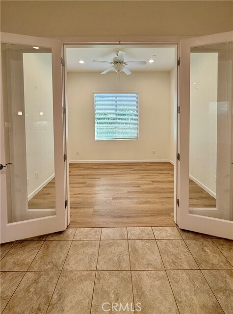 Building Photo - 3368 C. Luna Nueva