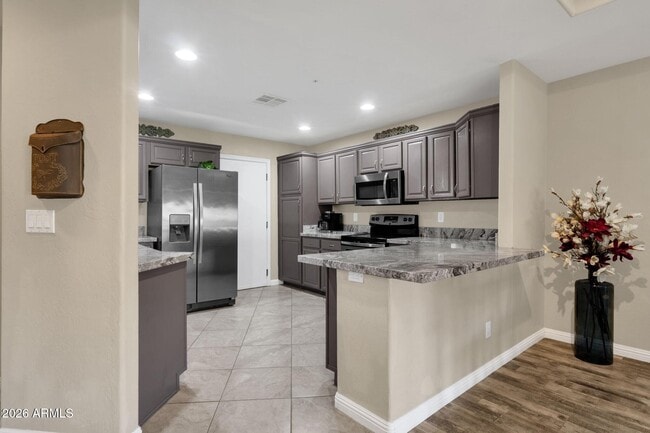 Building Photo - 16019 E Sunflower Dr