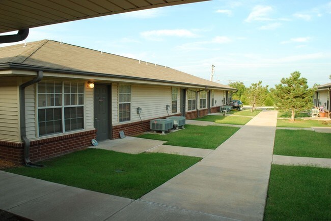 Primary Photo - Hickory Ridge