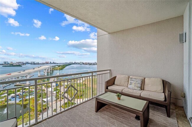 Building Photo - 331 Cleveland St