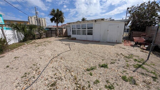 Building Photo - 5 Seaside Dr
