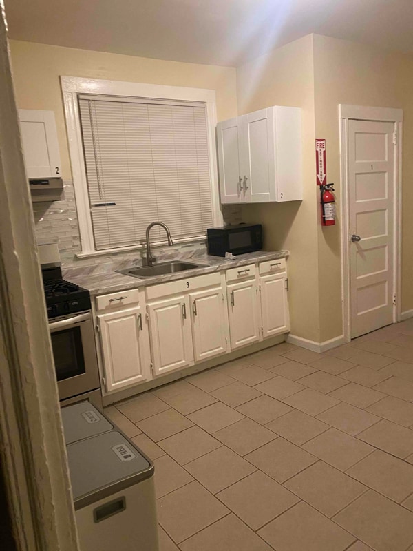 Building Photo - 34 Eppirt St