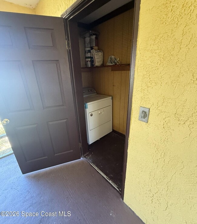 Building Photo - 3057 Sir Hamilton Cir