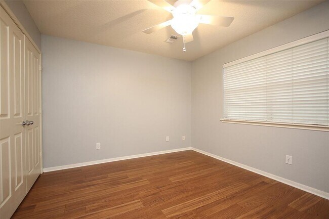 Building Photo - 98 N Cochrans Green Cir
