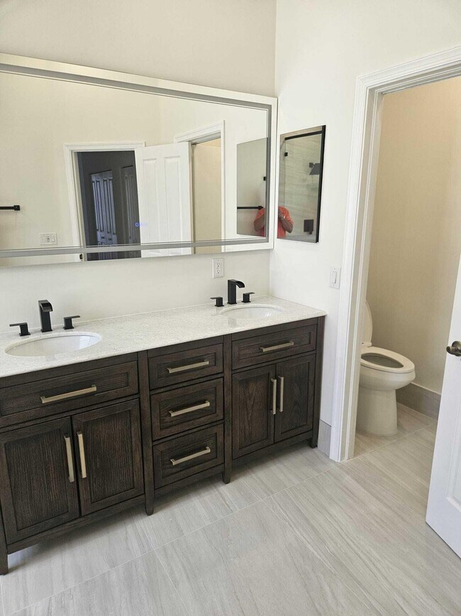 Building Photo - 7835 NW 78th Ave