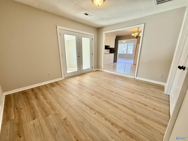 Building Photo - 14011 Mariellen Rd SW