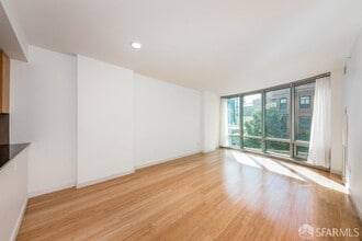 Building Photo - 333 1st St