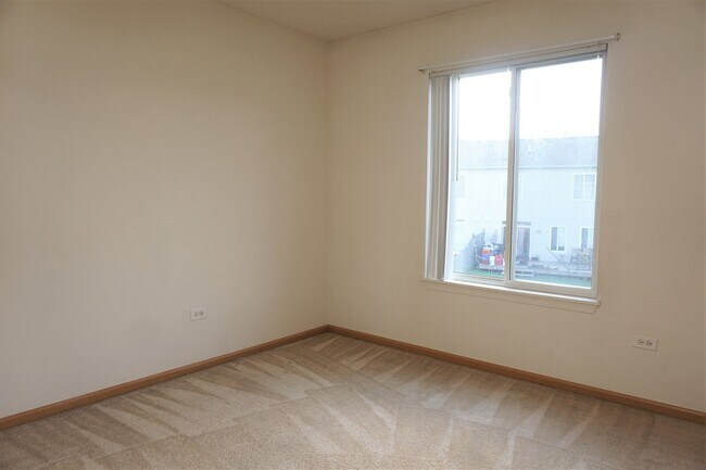 Building Photo - 407 Waubonsee Drive