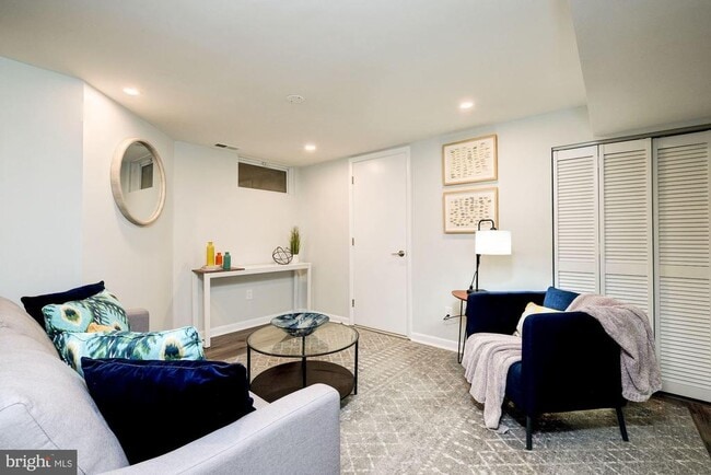 Building Photo - 1505 Harvard St NW