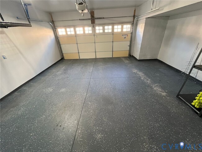 Building Photo - 1133 Broad Hill Dr