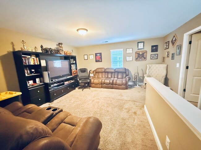 Building Photo - Black Creek Station – Just 8 Minutes from ...