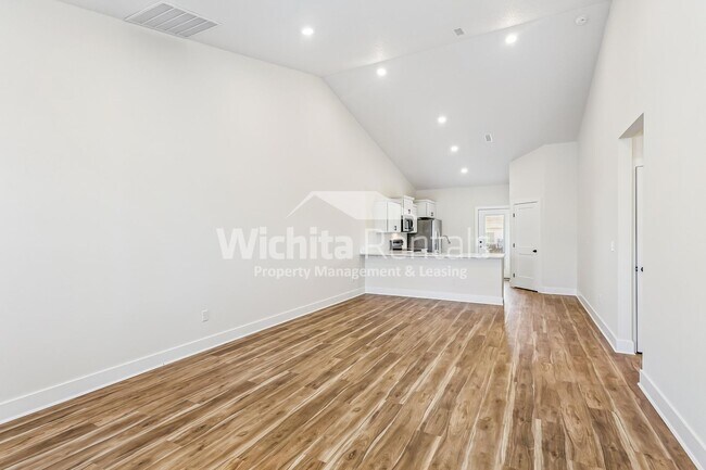 Building Photo - 1738-1738 S Hickory Creek St