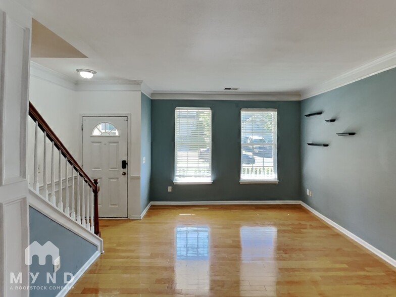 Building Photo - 15119 Oldcorn Ln
