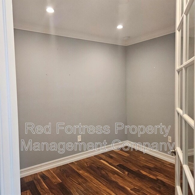 Building Photo - 28070 Sosta Ln