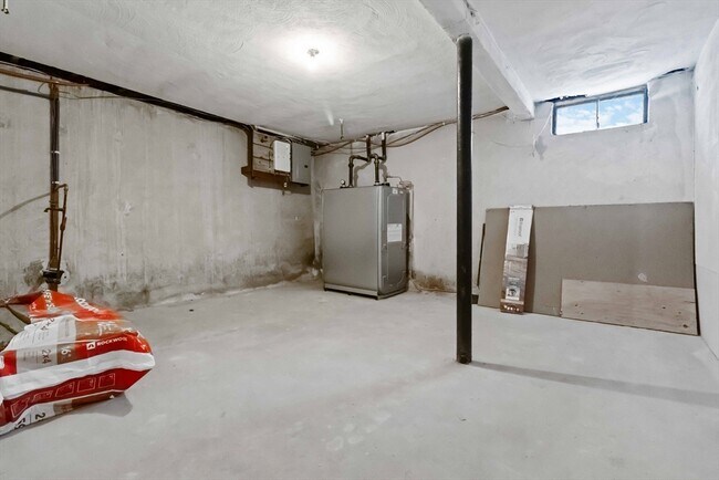 Building Photo - 58 Cutler Dr